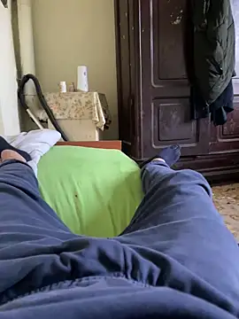 Daniel cornel online show from 09-18-25, 03:37