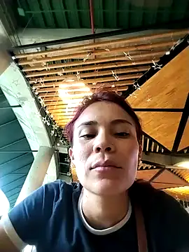 dulcelatin21 online show from 11-07-25, 08:02