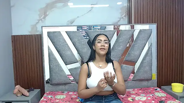 sanabeltits202cl online show from 09-18-25, 03:31