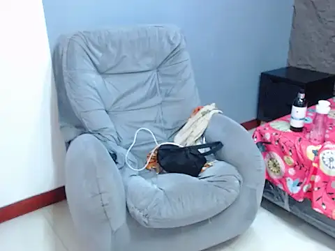 sanabeltits202cl online show from 10-11-25, 03:18