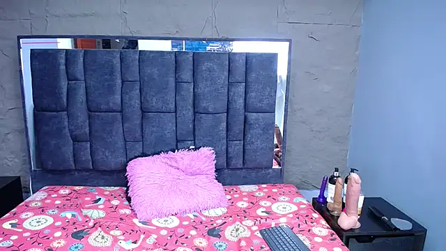 sanabeltits202cl online show from 12-23-25, 04:23