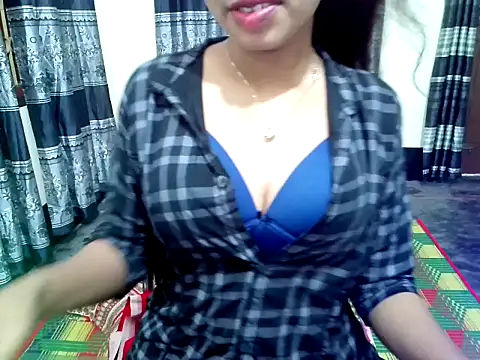 Snapshot of blackpori chatting on 09-24-25, 10:27 blackpori online show from 09-24-25, 10:27
