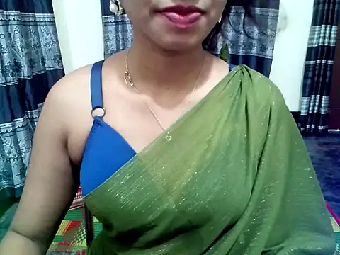 Snapshot of blackpori chatting on 10-07-25, 04:13 blackpori online show from 10-07-25, 04:13