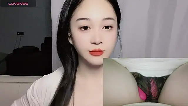 woaiqinqin online show from 11-04-25, 03:38