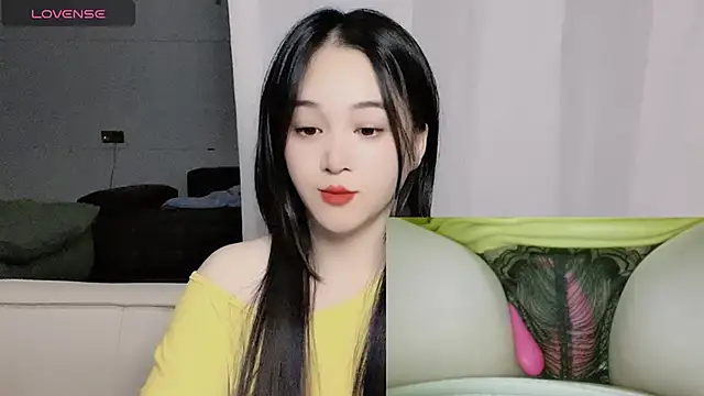 woaiqinqin online show from 10-22-25, 03:55