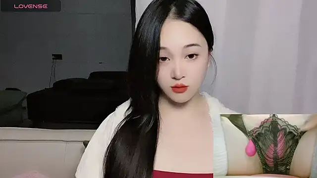 woaiqinqin online show from 12-05-25, 03:54