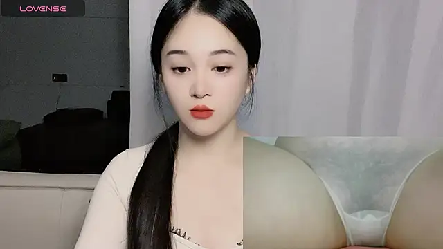 woaiqinqin online show from 11-05-25, 03:48