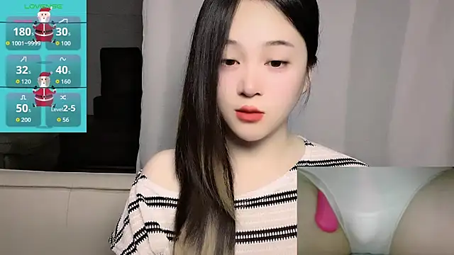 Snapshot of woaiqinqin chatting on 04-19-26, 04:19 woaiqinqin online show from 04-19-26, 04:19