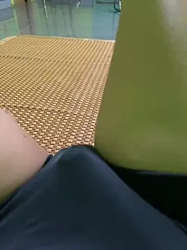 letruong6879 online show from 04-18-26, 09:33