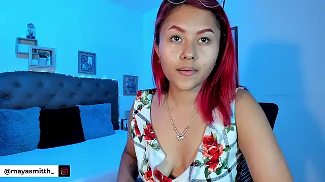 Snapshot of MAYASMITH__ chatting on 05-20-26, 04:42 MAYASMITH online show from 05-20-26, 04:42
