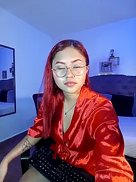 Snapshot of MAYASMITH__ chatting on 02-06-26, 05:25 MAYASMITH online show from 02-06-26, 05:25