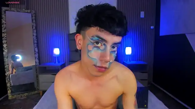 aaronjames1 online show from 09-12-25, 09:03