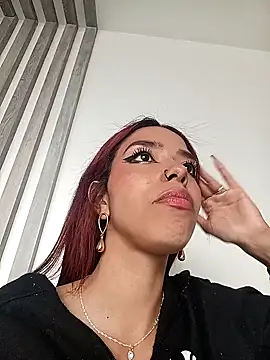 AteneaGreyy online show from 09-11-25, 01:11