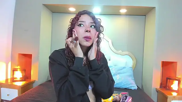 AteneaGreyy online show from 10-22-25, 11:53