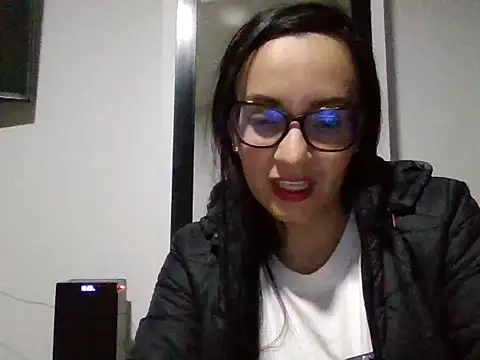 Snapshot of sarita_star chatting on 09-24-25, 04:41 sarita star online show from 09-24-25, 04:41