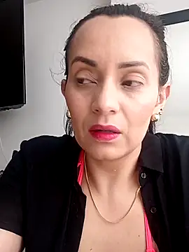 Snapshot of sarita_star chatting on 10-22-25, 05:01 sarita star online show from 10-22-25, 05:01