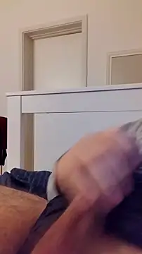 NewJoiner online show from 02-10-26, 07:02