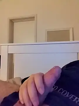 NewJoiner online show from 04-13-26, 06:12