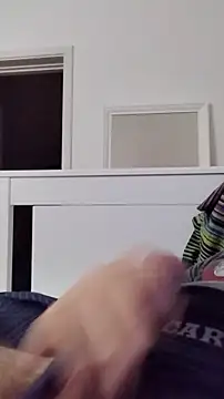 NewJoiner online show from 11-13-25, 06:23