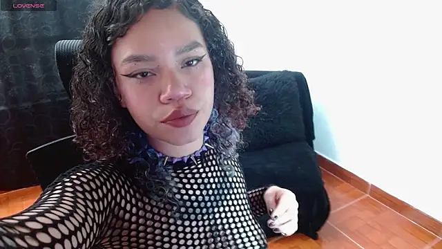 Canela s1 online show from 04-15-26, 09:26