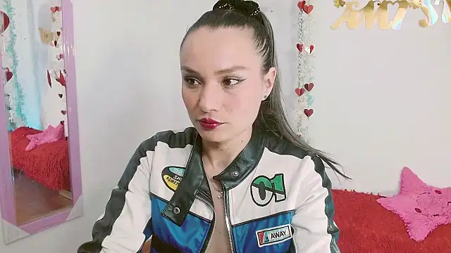 Snapshot of danna_888 chatting on 09-30-25, 08:59 danna 888 online show from 09-30-25, 08:59