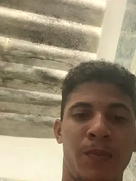 AE 03 online show from 10-25-25, 04:44