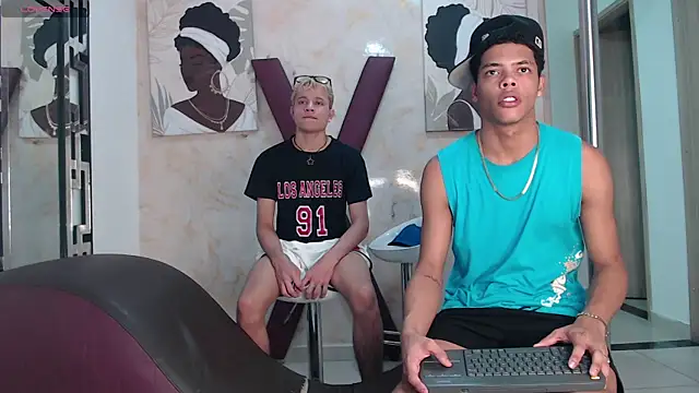 PRETTY FEM online show from 07-26-26, 01:45