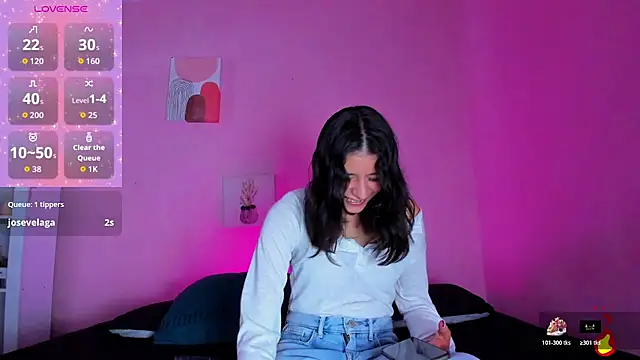 Georgina Ferri  online show from 12-19-25, 05:37