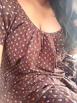 Aaradhya Sharma online show from 10-27-25, 09:54