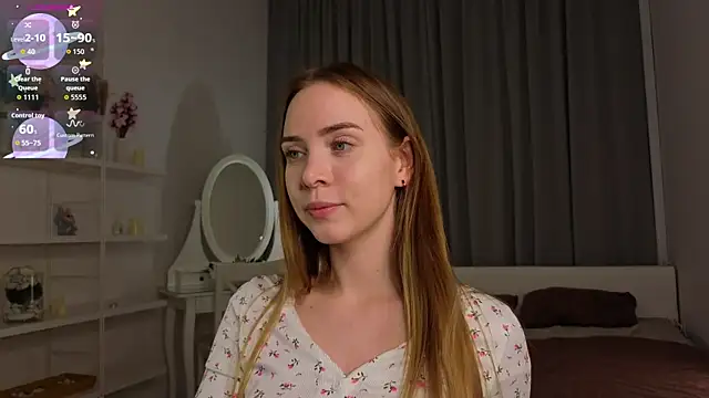 CarollSmithh online show from 11-06-25, 09:41