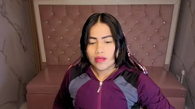 Victoria b  online show from 11-11-25, 08:03