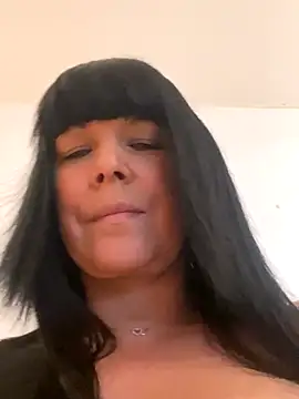 Snapshot of Mayra_milk chatting on 09-27-25, 08:59 Mayra milk online show from 09-27-25, 08:59