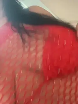 Snapshot of Mayra_milk chatting on 09-21-25, 02:44 Mayra milk online show from 09-21-25, 02:44