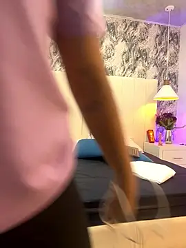 Victoria 606 online show from 01-10-26, 02:51