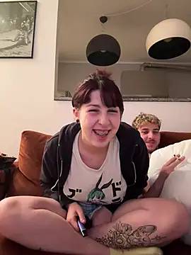 ilaria miss98 online show from 04-15-26, 08:53