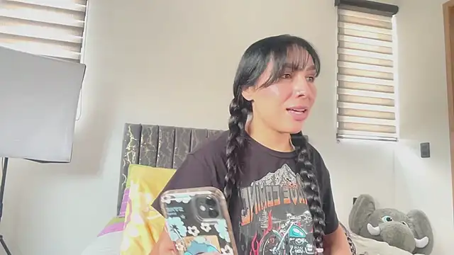 greciadom555 online show from 10-02-25, 04:32