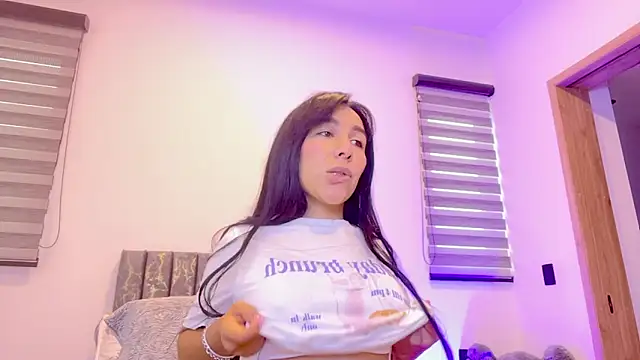 greciadom555 online show from 09-18-25, 03:37