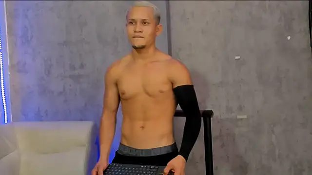 Manuel FPG online show from 11-27-25, 01:50