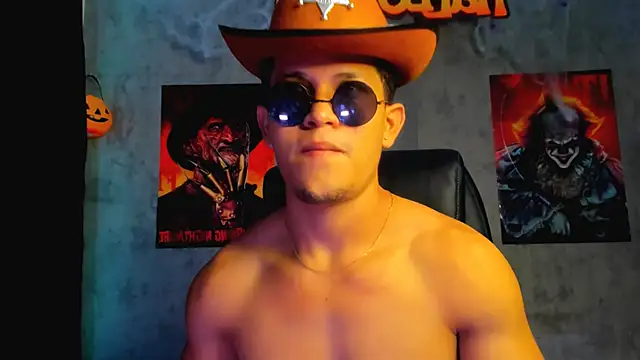 Manuel FPG online show from 10-31-25, 01:35