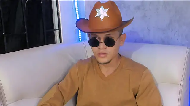 Manuel FPG online show from 11-28-25, 01:39