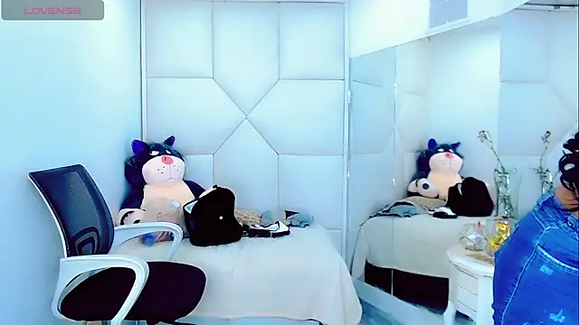 KatyuscaSubmissive online show from 11-12-25, 07:40