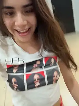 Ariovalle online show from 03-25-26, 02:01