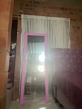 Jessyivonne online show from 04-18-26, 09:55