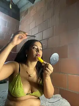 Jessyivonne online show from 09-24-25, 02:29