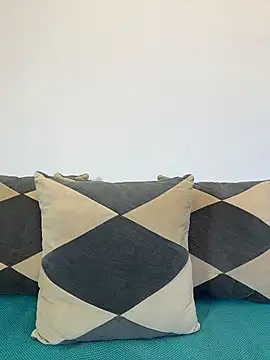 Snapshot of luvely chatting on 06-12-26, 03:10 luvely online show from 06-12-26, 03:10