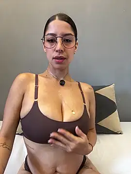 luvely online show from 04-17-26, 01:36