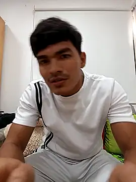 Snapshot of caspinth chatting on 10-14-25, 02:17 caspinth online show from 10-14-25, 02:17