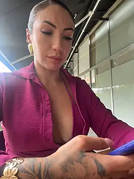 Sarahlove 90 online show from 09-26-25, 07:43