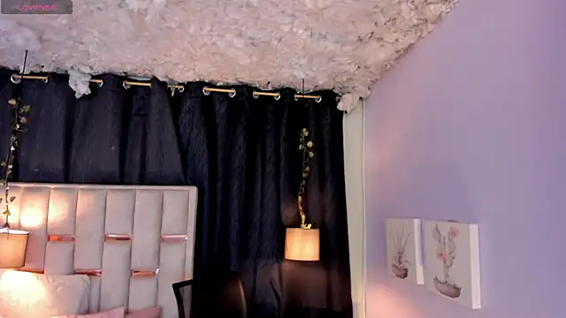 melody-rouss online show from 11-27-25, 03:07