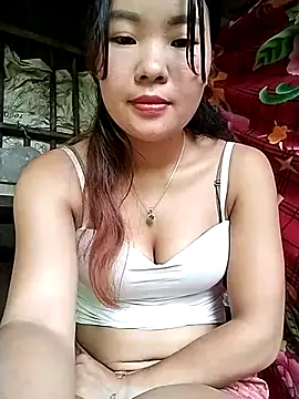 Snapshot of lylylove chatting on 09-16-25, 01:17 lylylove online show from 09-16-25, 01:17
